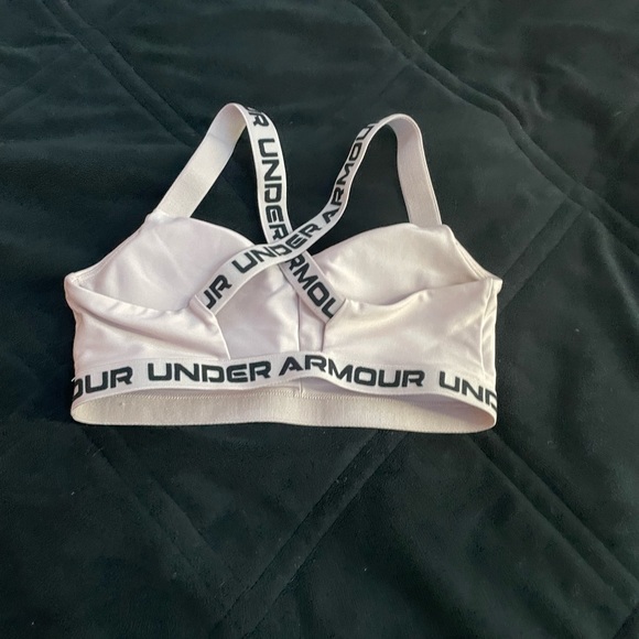 Under Armor crossover sports bra - Picture 3 of 3
